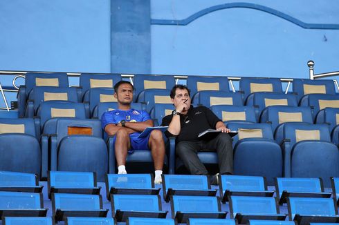 Pantau Latihan Arema FC, Carlos Oliveira Tidak Datang dengan Tangan Kosong