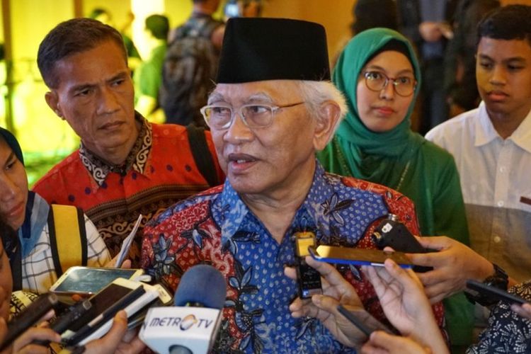 [HOAKS] Video Gus Mus Tawarkan Dana Bantuan di Media Sosial