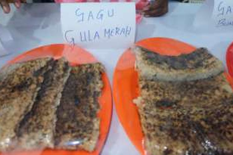 Sagu bakar isi gula merah dari Papua.