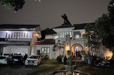 Suasana Rumah Duka Dina Mariana 