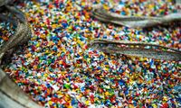 Berbagai Sumber Mikroplastik Sehari-hari yang Sering Tidak Disadari di Rumah