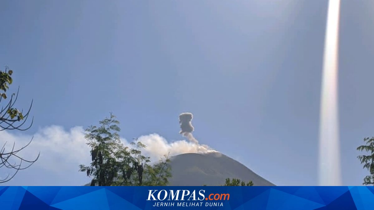 Terdampak Erupsi, Warga Lereng Gunung Ile Lewotolok Kesulitan Air Bersih