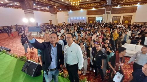 Kala Anies Kuasai Panggung Walhi Sendirian, Prabowo dan Ganjar Absen