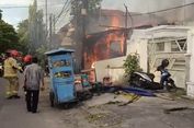 Mainan Anak Jatuh ke Wajan, Warung Nasi Bebek di Surabaya Ludes Terbakar
