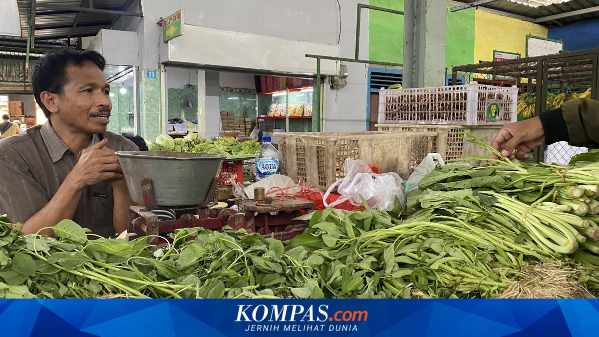Hujan Mengguyur Malang Raya, Harga Sayuran di Pasar Bunulrejo Naik 2 Kali Lipat