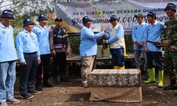 Hari Bumi, Garudafood Tanam 1.000 Mangrove di Pati Jateng