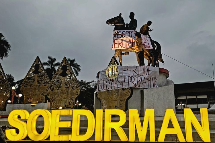 Mahasiswa Demo, Buntut Rektor dan Wakil Rektor Unsoed Purwokerto Kena OTT KPK