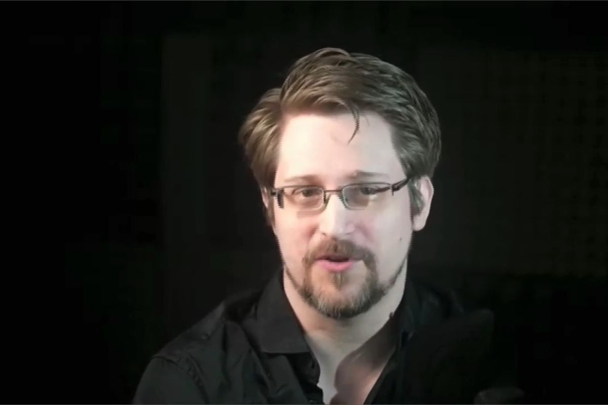 Edward Snowden dalam CoinDesk Consensus 2022