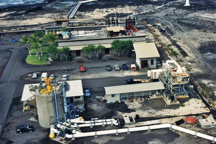 Fasilitas OTEC berbasis darat di Keahole Point, Hawaii, Amerika Serikat (AS).
