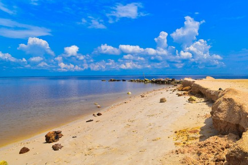 Pantai Koneng Dumai: Daya Tarik, Harga Tiket, dan Rute