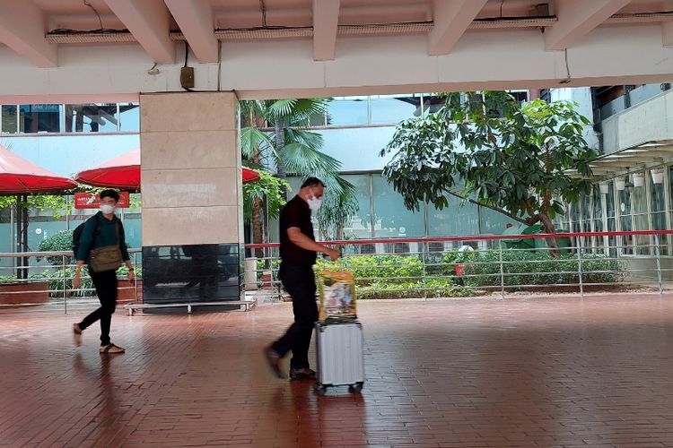 travel dari tasik ke bandara soekarno hatta