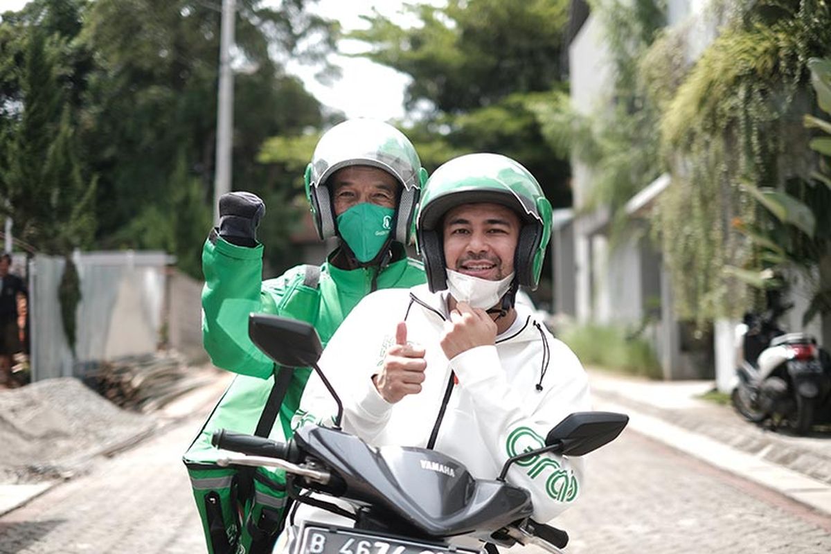 Daftar Grab Bike maupun Grab Car bisa online.