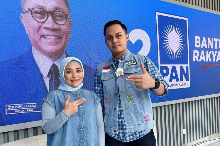 Suami Muzdalifah, Fadil Islami melenggang ke DPRD Banten setelah meraih suara sebanyak 11.412. Fadel maju sebagai caleg PAN dapil Banten 7 nomor urut 1.
