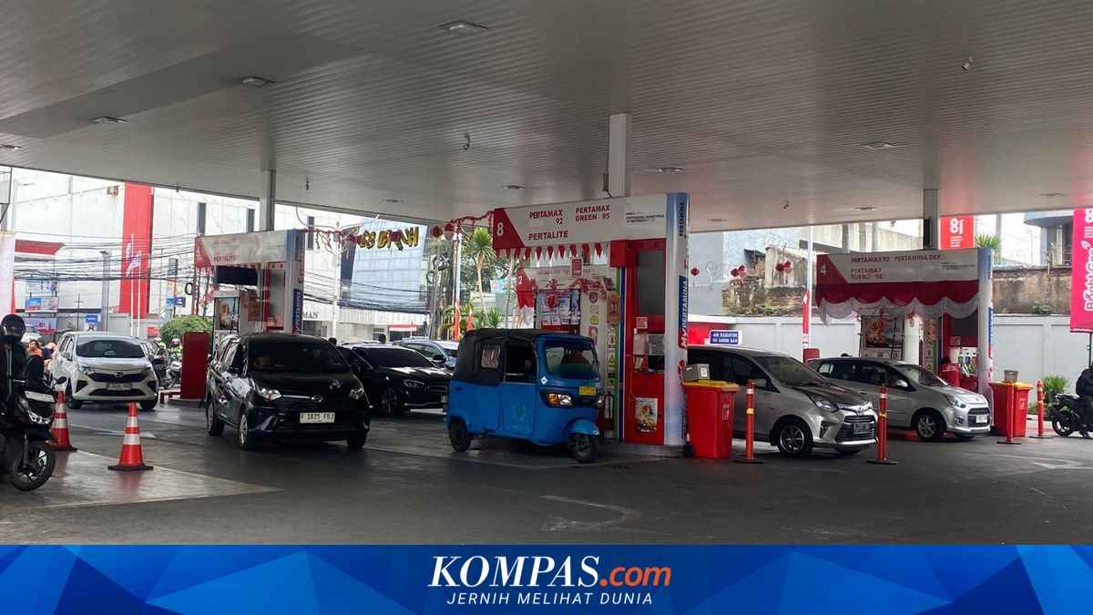 BBM Naik, Mobil Direm, Tapi Ngopi dan Padel Tetap Jalan