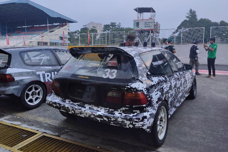 Rian Risky dari B16 AP Speed x RR Racing yang memecahkan rekor catatan waktu Sirkuit Sentul