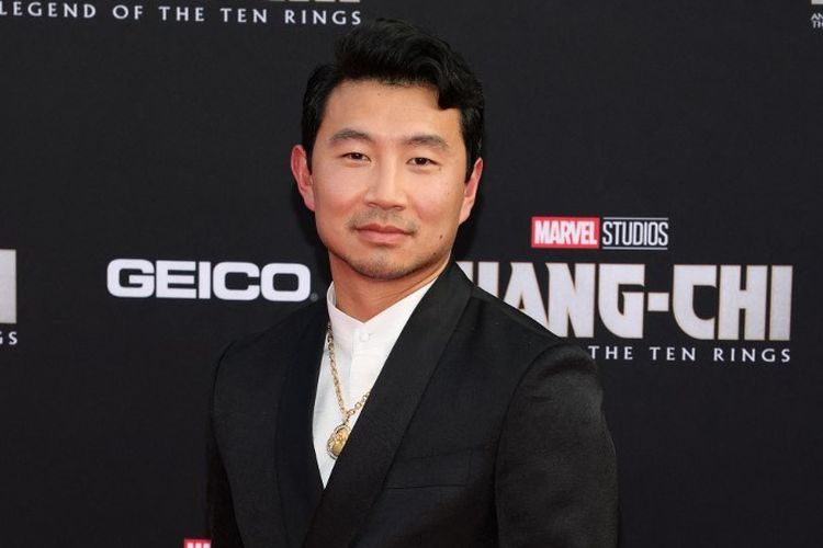 Aktor Simu Liu menghadiri pemutaran perdana Shang-Chi and the Legend of the Ten Rings di El Capitan Theatre, Los Angeles, California, pada 16 Agustus 2021. 