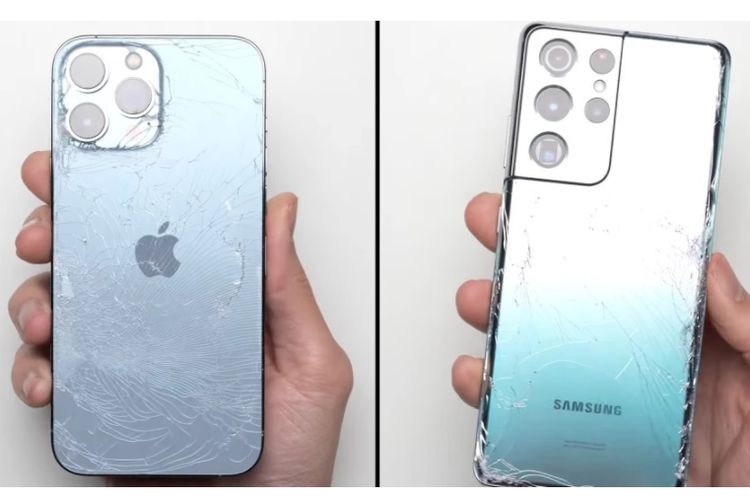 Drop test Samsung Galaxy S21 Ultra vs iPhone 13 Pro Max 3
