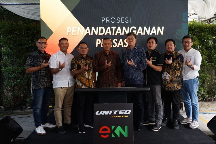 United E-Motor buka jaringan baru di Bandung