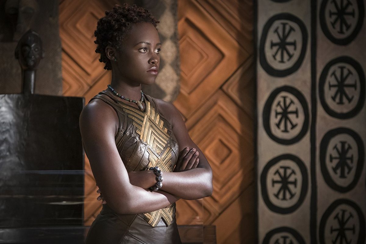 Lupita Nyongo sebagai Nakia dalam Black Panther (2018)