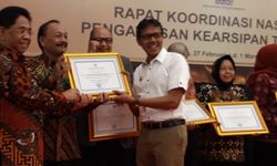 Tata Kelola Arsip Provinsi Jateng Terbaik se-Indonesia