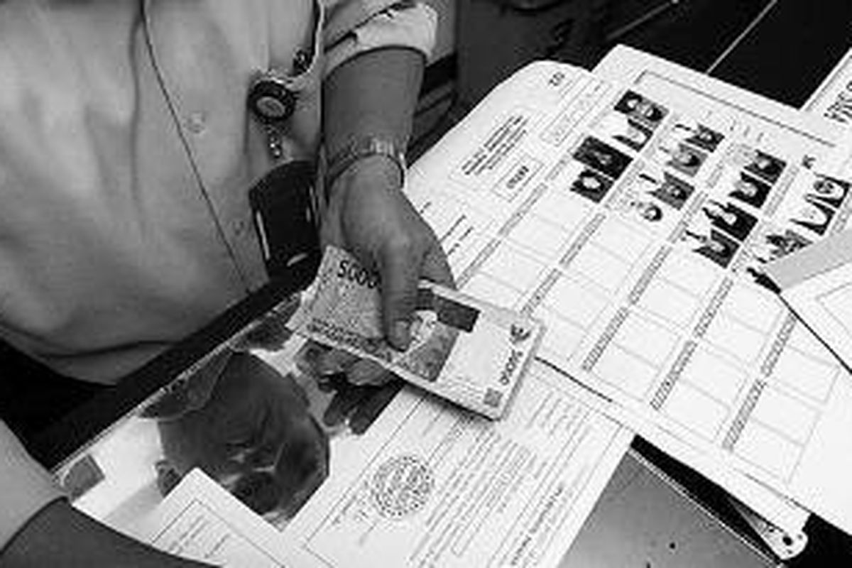 Ilustrasi: Guru dan orang tua murid harus diberdayakan agar selalu kritis dalam mengawasi arus keluar masuk anggaran untuk beragam kegiatan di sekolah.