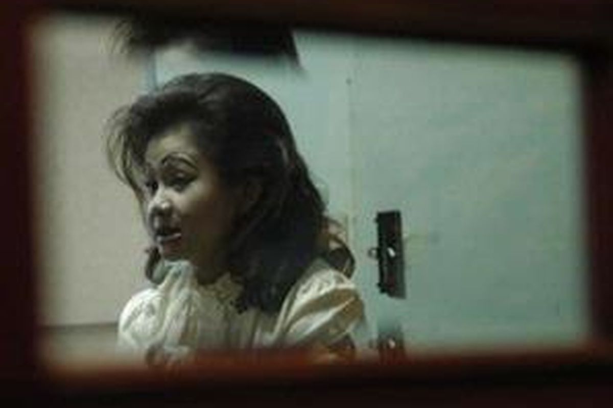 Arthalyta Suryani alias Ayin.