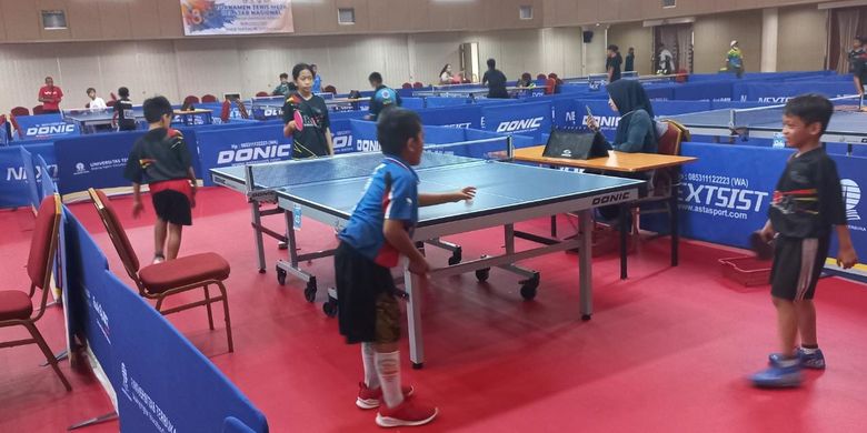 Universitas Terbuka (UT) dan Bank Tabungan Negara (BTN) menggelar Turnamen Tenis Meja Pelajar Nasional pada 26-28 Agustus 2022 di Kompleks UT, Pondok Cabe, Jakarta Selatan.

