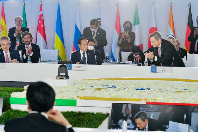 Presiden Joko Widodo juga mendorong agar negara-negara G20 melakukan sejumlah upaya bersama untuk mempercepat pembangunan berkelanjutan.