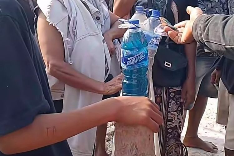 Pengecer Jual Pertalite Rp 100.000 Per Botol di Sumba Barat Daya, Pertamina Tingkatkan Pengawasan
