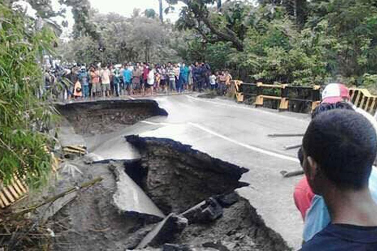 jalan Trans Timor di Kilometer 69 Kelurahan Takari, Kecamatan Takari, Kabupaten Kupang, Nusa Tenggara Timur (NTT), putus total.

