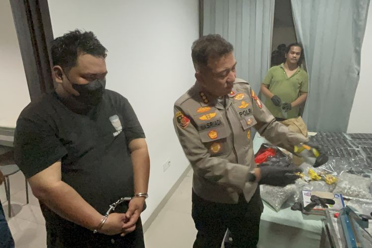 Polisi Buru Otak Jaringan Produsen Narkoba Etomidate di PIK 2 Tangerang