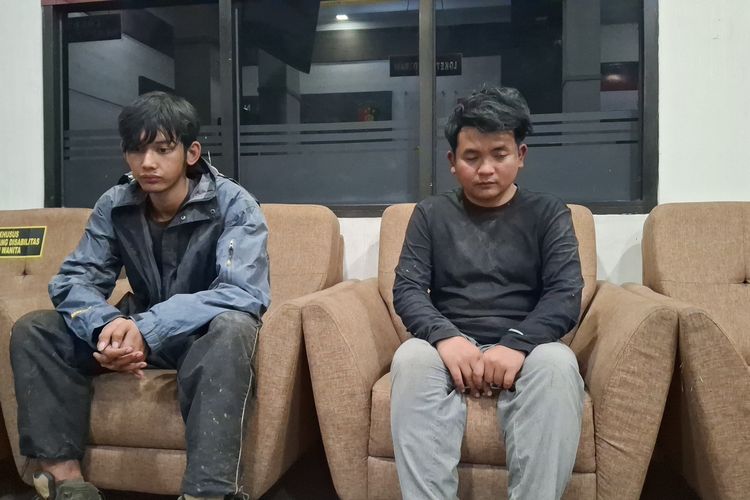 Terdampar 3 Hari, 2 Pendaki Ilegal Semeru Bantah Jadi Penyebab Kebakaran di Ranu Kumbolo