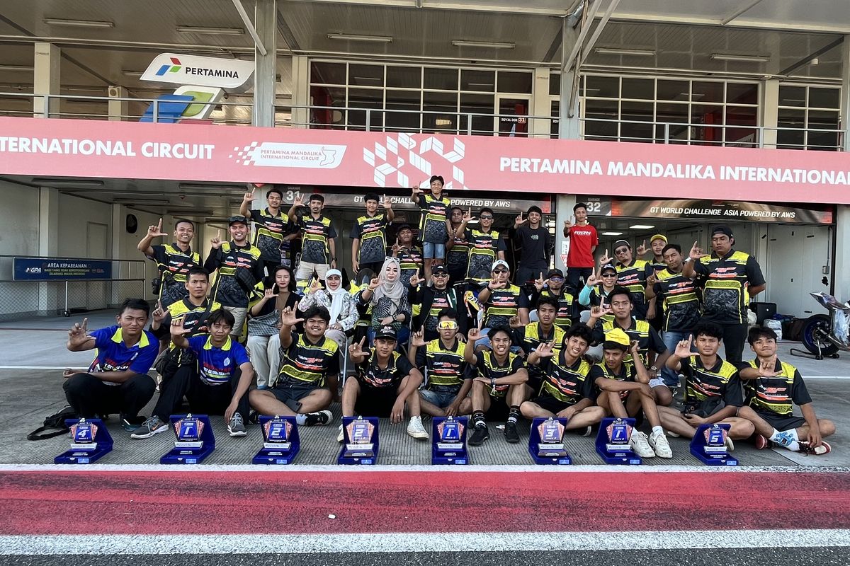 SMK Walang Jaya tampil impresif dalam ajang Idemitsu bLU cRU Yamaha Sunday Race (YSR) 2025 yang digelar di Sirkuit Internasional Mandalika, Nusa Tenggara Barat, Minggu (15/6/2025).