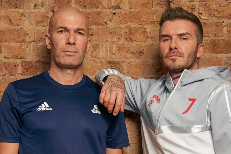 Dua legenda sepak bola, Zinedine Zidane dan David Beckham yang didaulat untuk meluncurkan Adidas Predator terbaru.