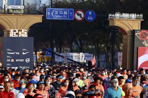 Wabah Corona Mereda, 9.000 Orang Berjubel Lari Marathon di Shanghai