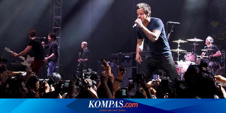 Vokalis Simple Plan Jengkol is Very Nice