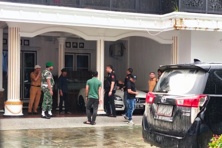 Dugaan Korupsi Tambang, Rumah Dinas Wakil Bupati Kolaka Digeledah Kejaksaan