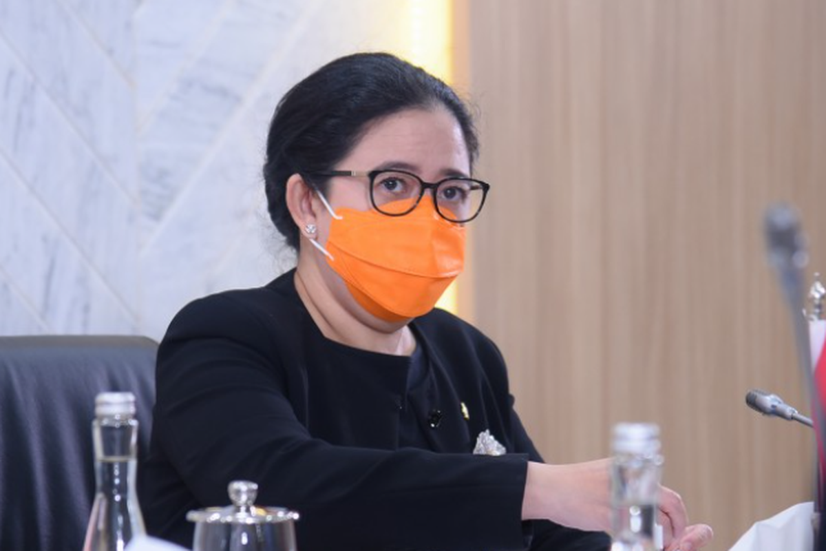 Ketua DPR RI Dr. (H.C.) Puan Maharani dalam pertemuan virtual The Prepatory Committee of The Fifth World Conference of Speakers of Parliament (5WCSP) di Gedung Nusantara III, Senayan, Jakarta, Senin (22/2/2021).
