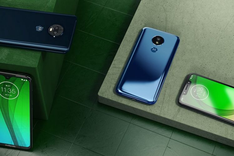 Ilustrasi empat ponsel G7 dari Motorola
