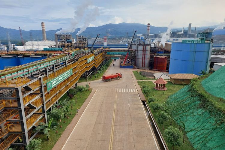 Salah satu pabrik pengolahan nikel di Indonesia Morowali Industrial Park (IMIP) di Morowali, Sulawesi Tengah, Kamis (18/1/2024).
