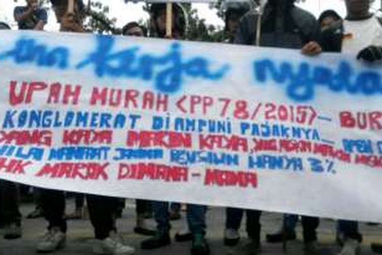 Dua tahun pemerintahan Jokowi -JK, buruh demo merasa makin miskin, Kamis (20/10/2016)