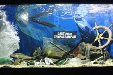 Menengok Sedihnya Laut yang Tercemar Lewat Akuarium Sampah Sea World Ancol