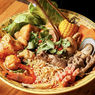 Mencoba Dragon Hot Pot asal Melbourne dari Rumah, Cocok untuk Santap Keluarga