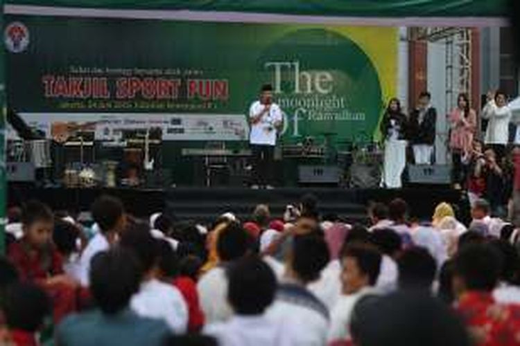 Menpora Imam Nahrawi saat memberikan sambutan pada acara bertajuk The Moonlight Of Ramadhan 