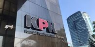 KPK Tahan 3 Tersangka Kasus Dana Hibah Jawa Timur