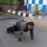 Tak Pakai Masker, Polisi di Bali Dihukum Push Up 50 Kali