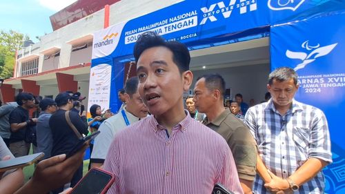 Pilkada 2024, Gibran dan Selvi Terdaftar Mencoblos di TPS 18 Manahan Solo