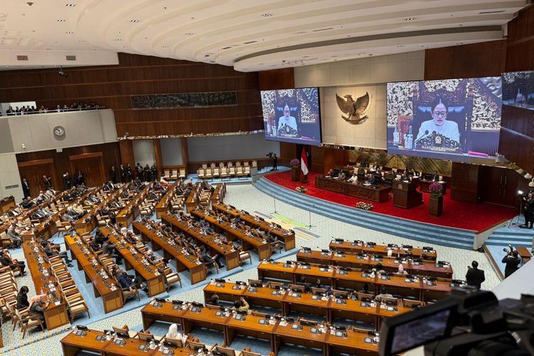Efisiensi, DPR Mulai Batasi Operasional Kendaraan Dinas 