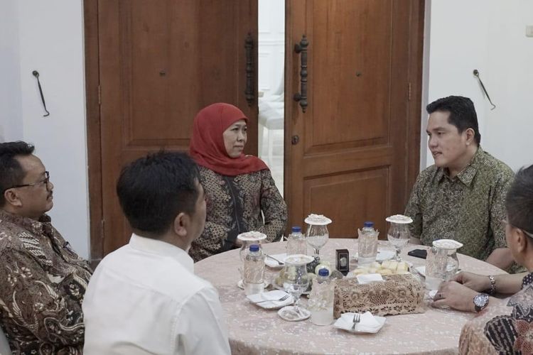 Erick Thohir yang hadir sebagai Ketua PRSSNI memuji perkembangan media dan olahraga di Jatim.