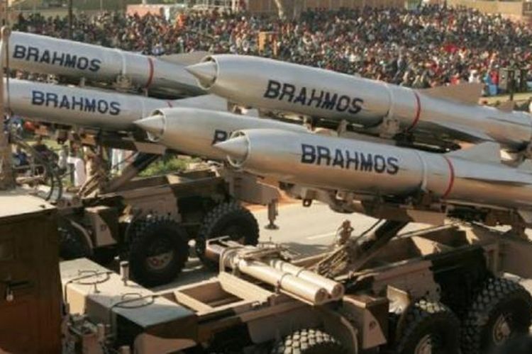 Prabowo dan Modi Sepakati Kontrak Pengadaan Rudal BrahMos